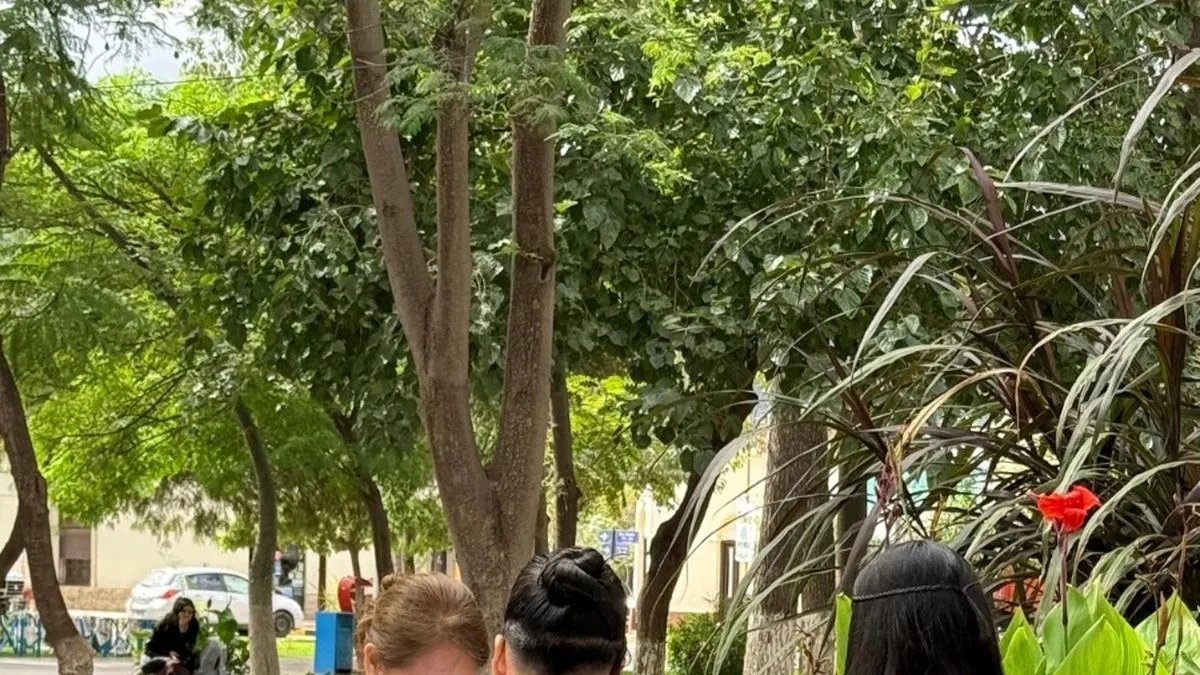 Belén celebró su primer matrimonio igualitario en la plaza principal