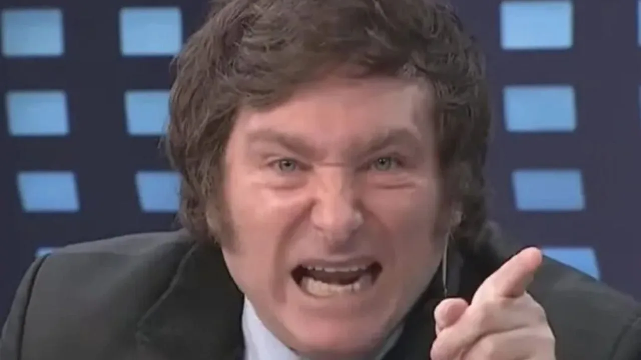 Milei tildó de "basuras inmundas" a periodistas de Todo Noticias